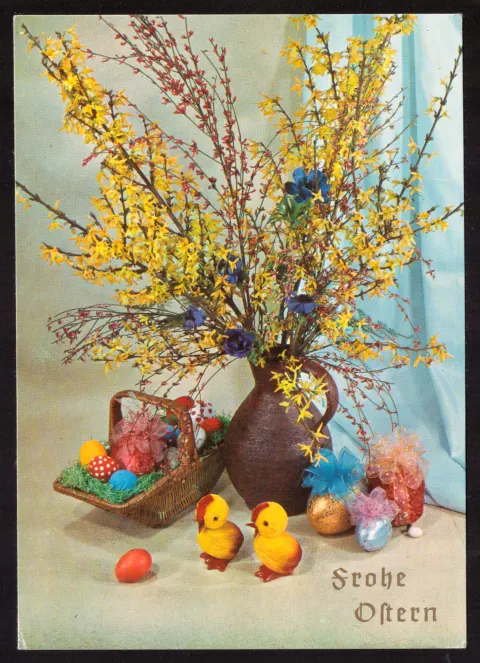 Ostergruß mit Küken und Blumen