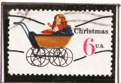 Weihnachtsspielzeug – Puppenwagen