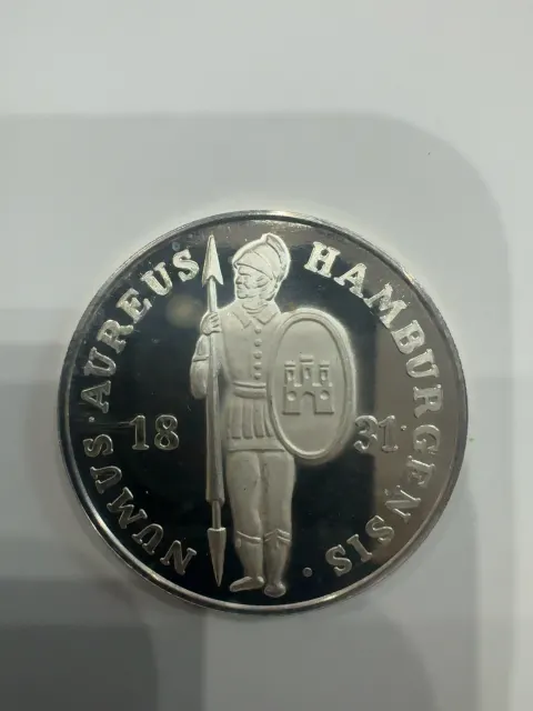Mit dem Titel 150 Jahre Stadtsparkasse Cuxhaven