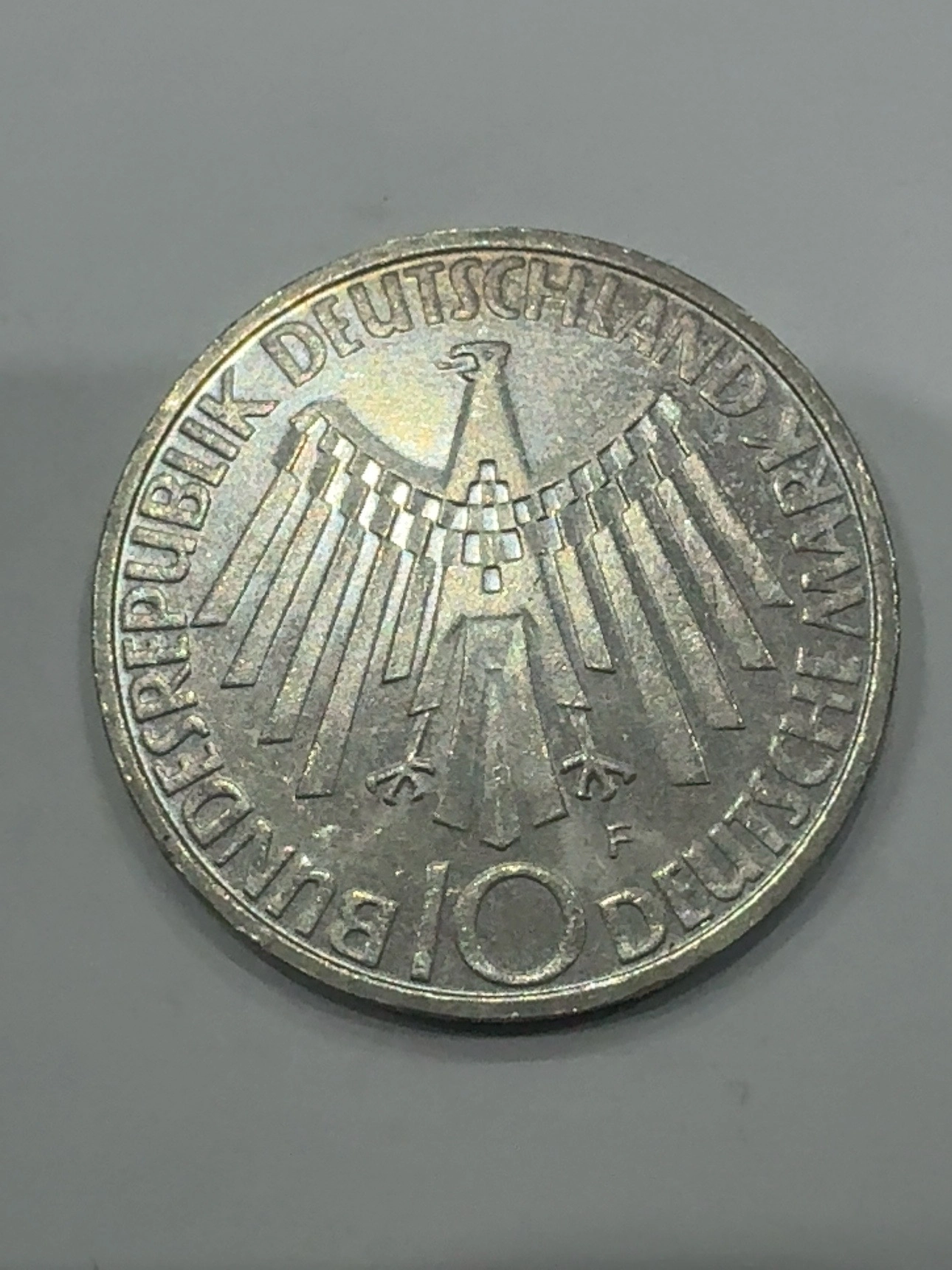 10 Deutsche Mark – XX Olympische Spiele München 1972 „Strahlenspirale – IN MÜNCHEN“